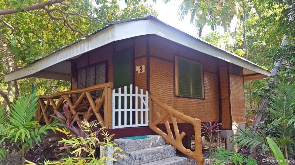 67Th Heaven Holiday Resort Lucbuan Extérieur photo