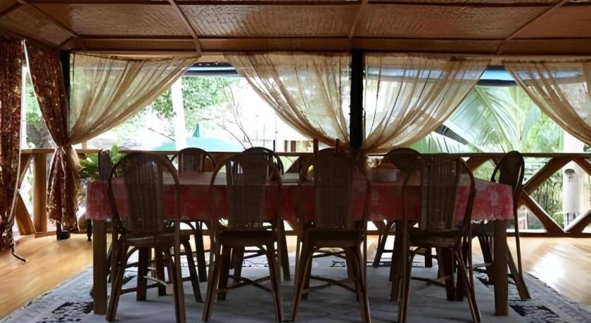 67Th Heaven Holiday Resort Lucbuan Extérieur photo