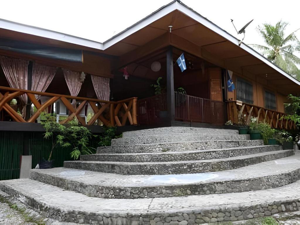 67Th Heaven Holiday Resort Lucbuan Extérieur photo